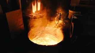 Старых роботов Figure отправили в лаву расплавленную сталь. Компания списывает…