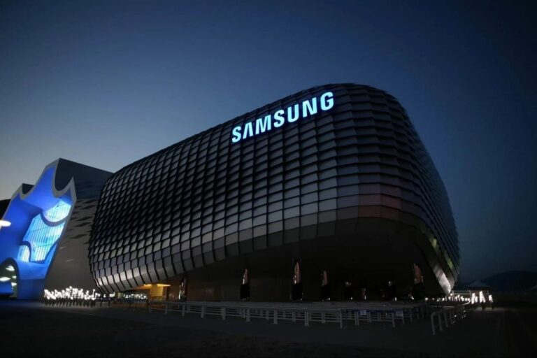 Южнокорейское издание Money Today сообщает, что мобильное подразделение Samsung Electronics…